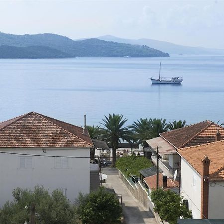 Apartments Meri Trogir Exteriör bild